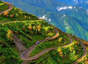 3 Nights 4 Days Silk Route Package